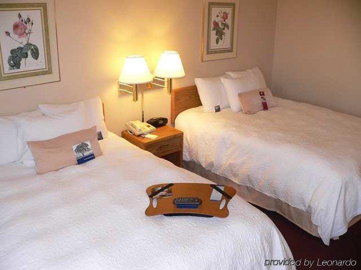 Hampton Inn Houston Stafford Room photo