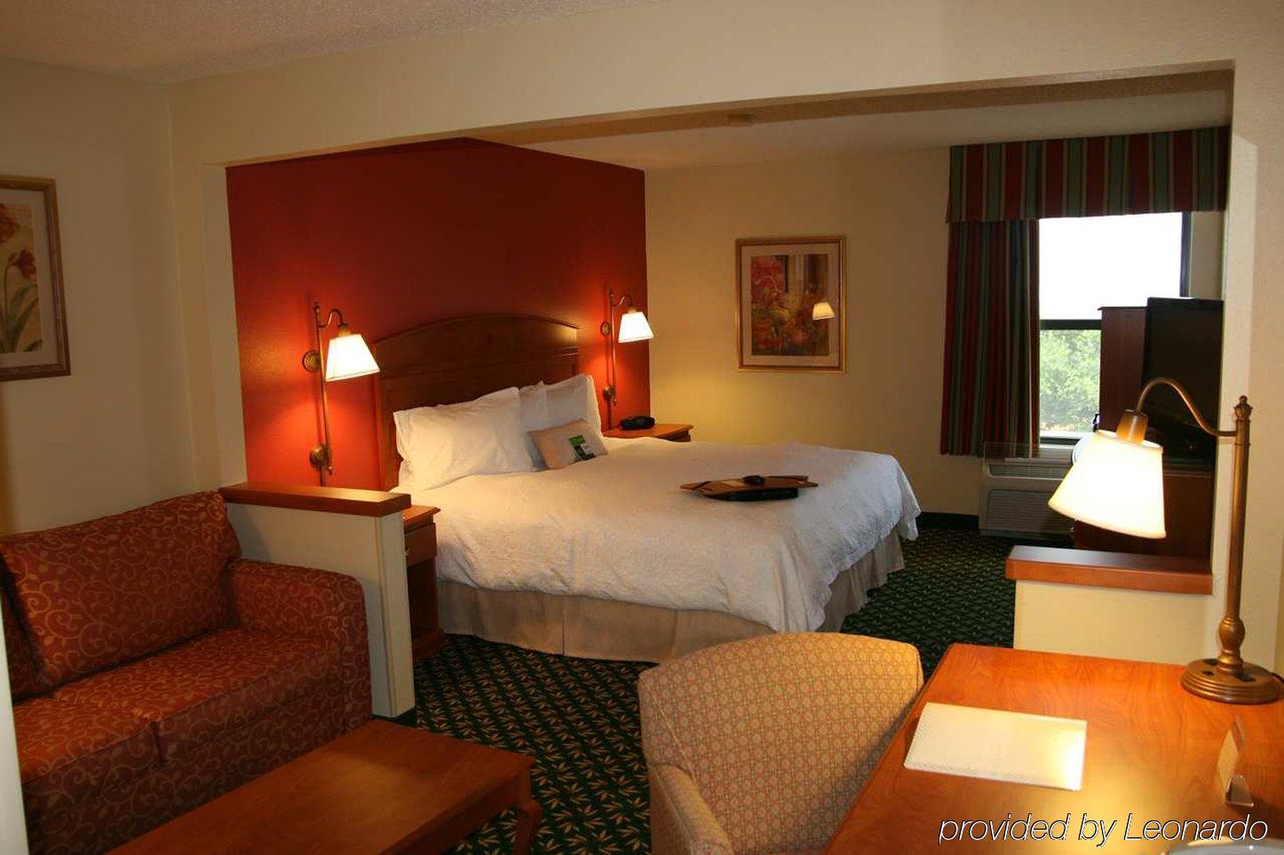 Hampton Inn Houston Stafford Room photo